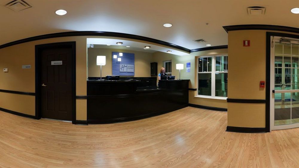 Holiday Inn Express & Suites Columbus East - Reynoldsburg By Ihg Exterior foto